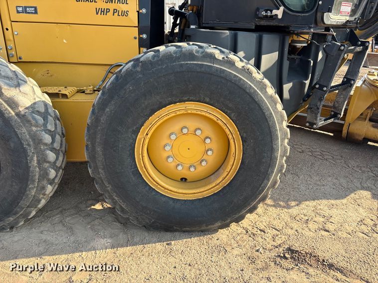image for item FC2509 2013 Caterpillar 140M2 AWD motor grader