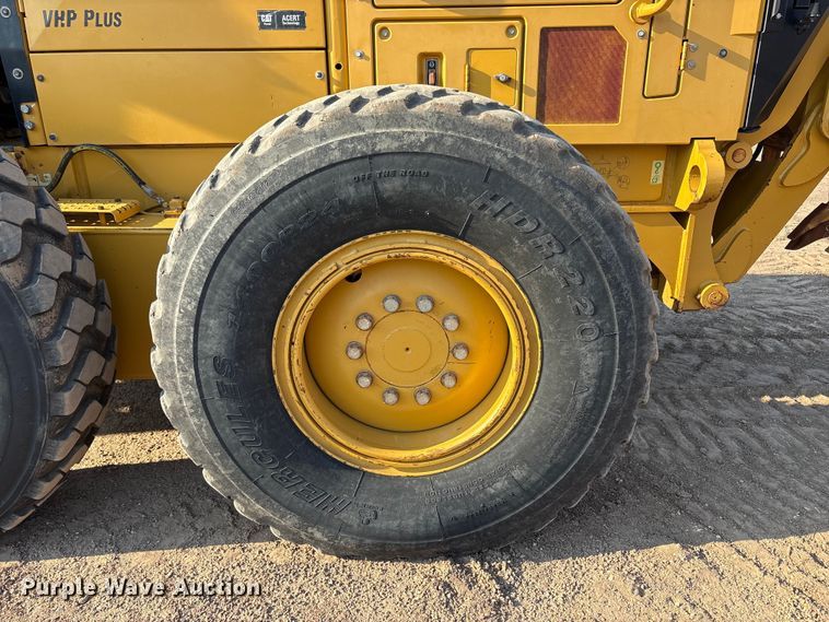 image for item FC2509 2013 Caterpillar 140M2 AWD motor grader
