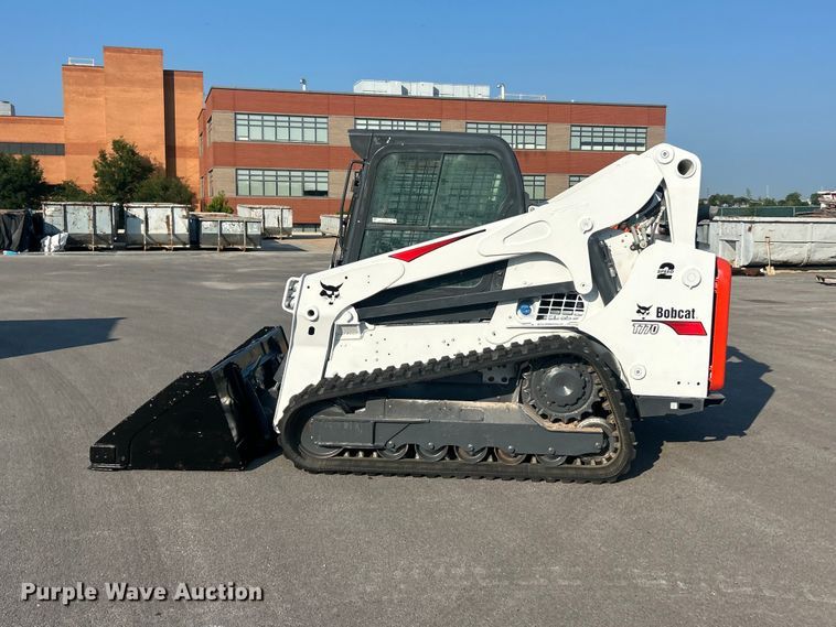 image for item FC2878 2018 Bobcat T770 tracked skid steer loader