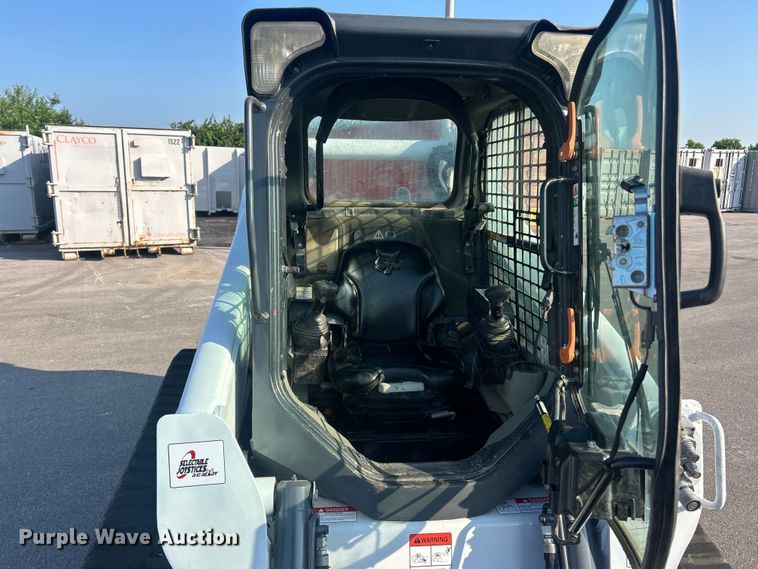 image for item FC2878 2018 Bobcat T770 tracked skid steer loader