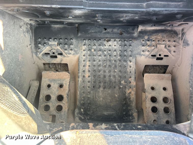 image for item FC2878 2018 Bobcat T770 tracked skid steer loader