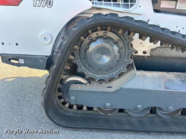 image for item FC2878 2018 Bobcat T770 tracked skid steer loader