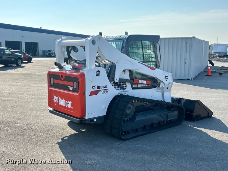 image for item FC2879 2019 Bobcat T740 tracked skid steer loader