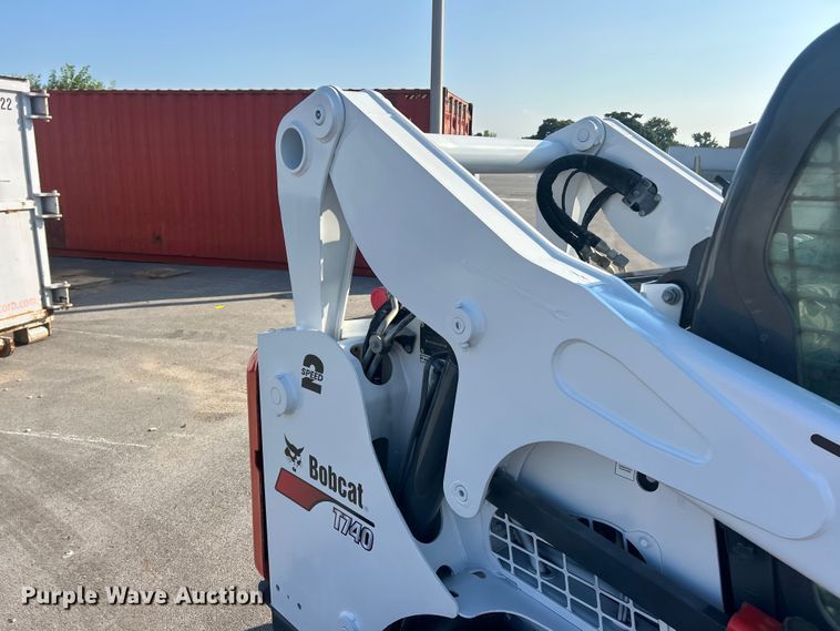 image for item FC2879 2019 Bobcat T740 tracked skid steer loader