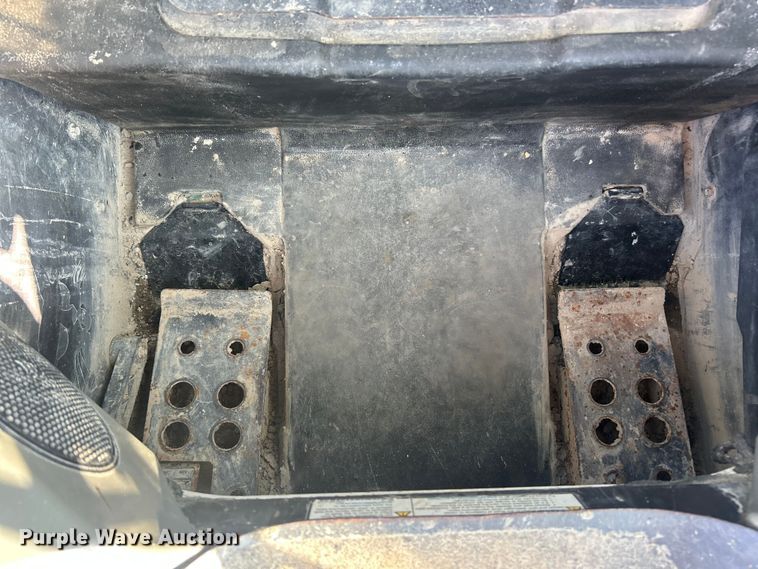 image for item FC2879 2019 Bobcat T740 tracked skid steer loader