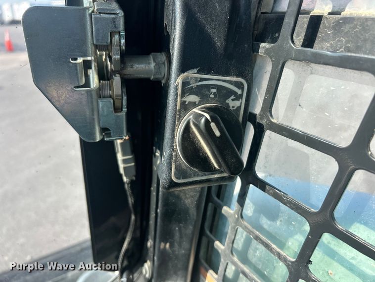 image for item FC2879 2019 Bobcat T740 tracked skid steer loader