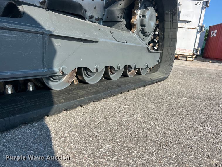 image for item FC2879 2019 Bobcat T740 tracked skid steer loader