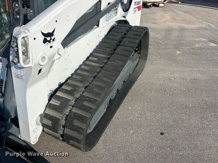 image for item FC2879 2019 Bobcat T740 tracked skid steer loader