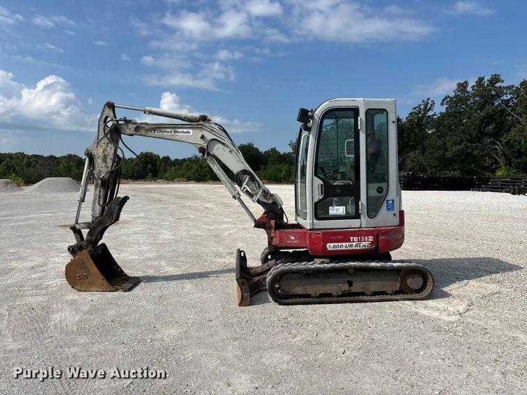 image for item FG0527 2012 Takeuchi TB138FR mini excavator