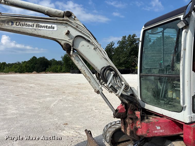 image for item FG0527 2012 Takeuchi TB138FR mini excavator