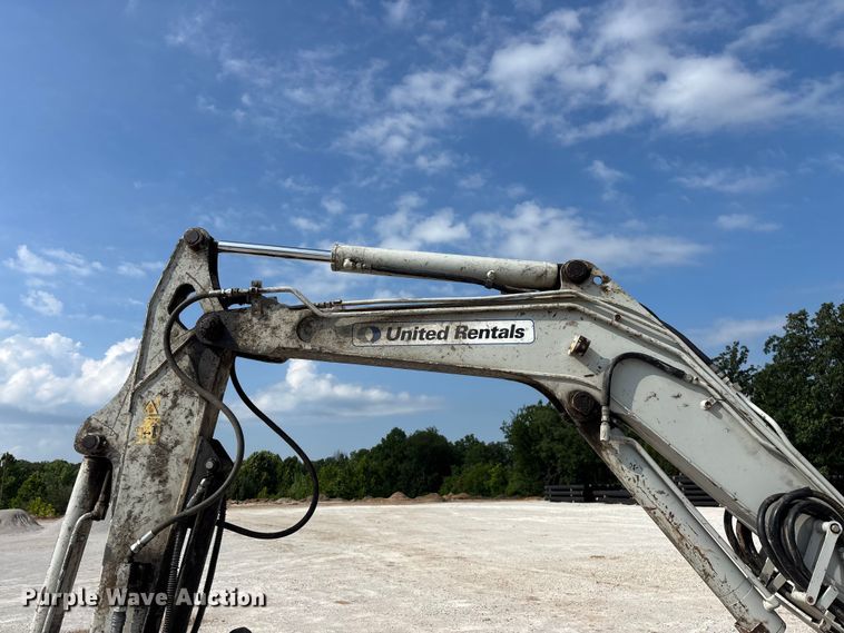 image for item FG0527 2012 Takeuchi TB138FR mini excavator
