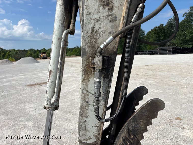 image for item FG0527 2012 Takeuchi TB138FR mini excavator