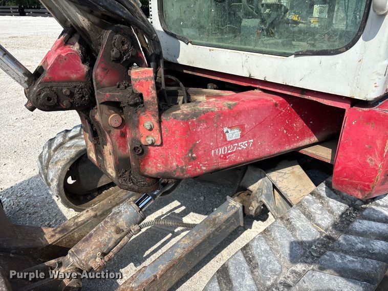 image for item FG0527 2012 Takeuchi TB138FR mini excavator