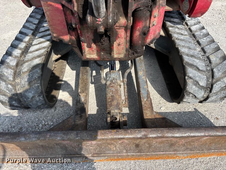 image for item FG0527 2012 Takeuchi TB138FR mini excavator