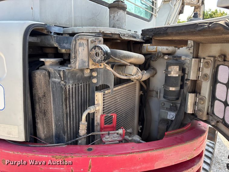 image for item FG0527 2012 Takeuchi TB138FR mini excavator