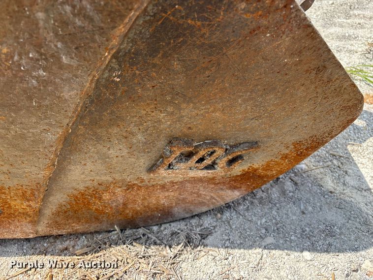 image for item FG0527 2012 Takeuchi TB138FR mini excavator