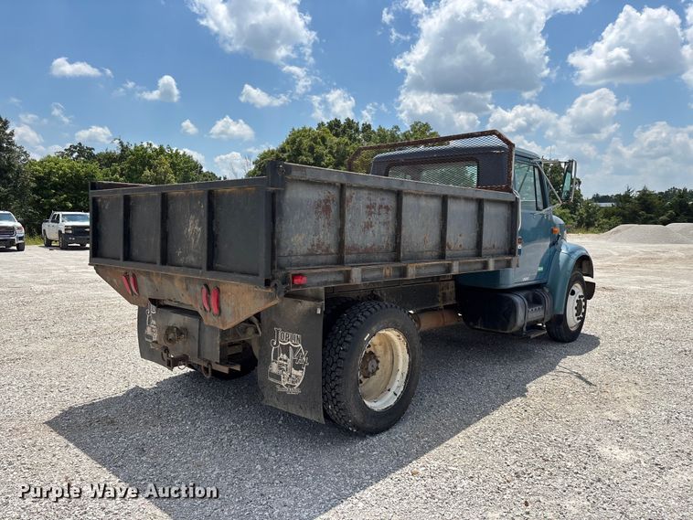 image for item FG0529 1990 International 4600 dump truck