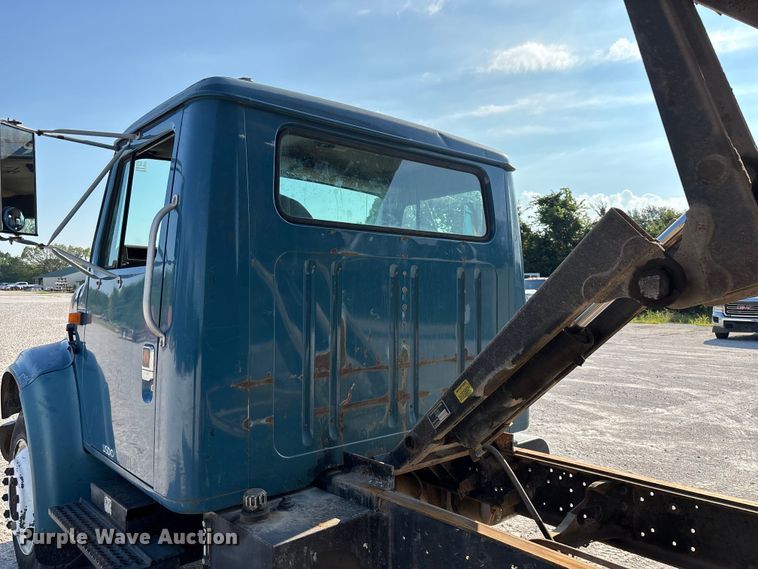 image for item FG0529 1990 International 4600 dump truck