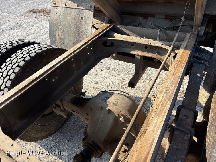 image for item FG0529 1990 International 4600 dump truck