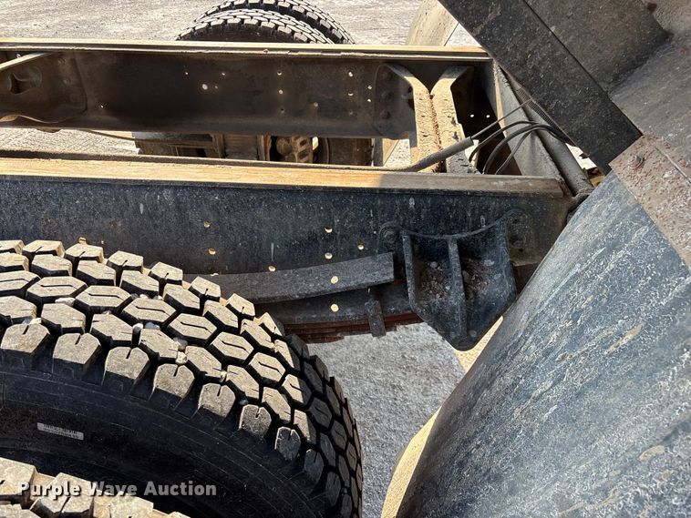 image for item FG0529 1990 International 4600 dump truck