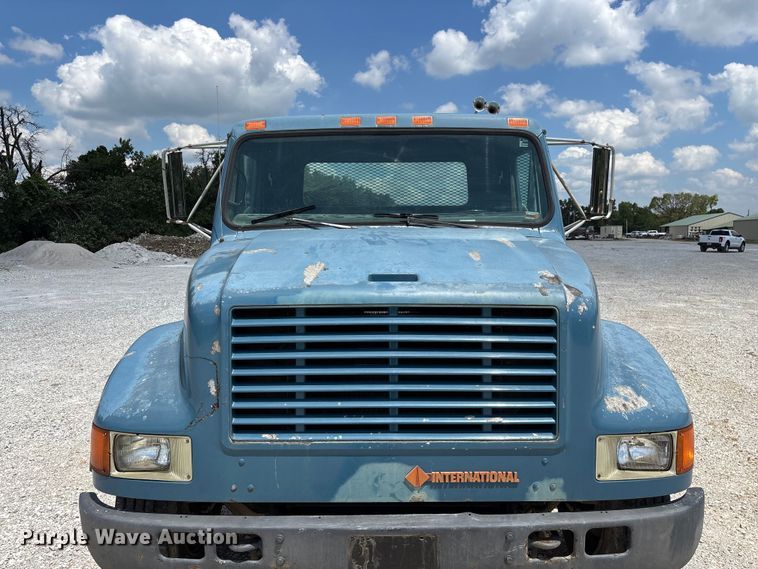 image for item FG0529 1990 International 4600 dump truck