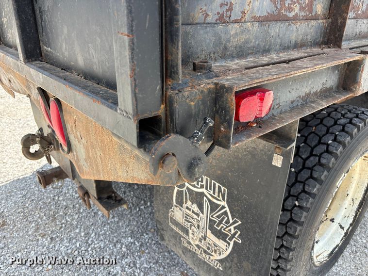image for item FG0529 1990 International 4600 dump truck
