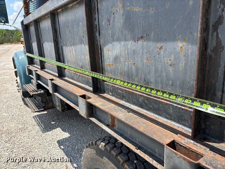 image for item FG0529 1990 International 4600 dump truck