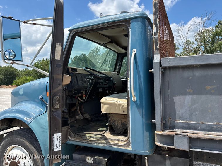 image for item FG0529 1990 International 4600 dump truck