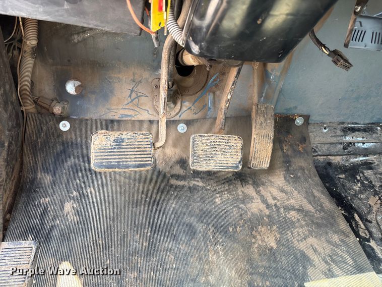image for item FG0529 1990 International 4600 dump truck