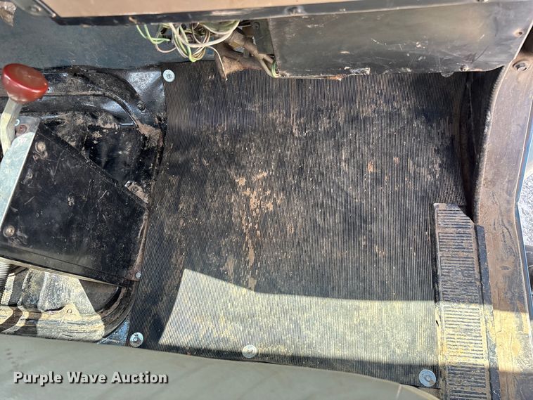 image for item FG0529 1990 International 4600 dump truck