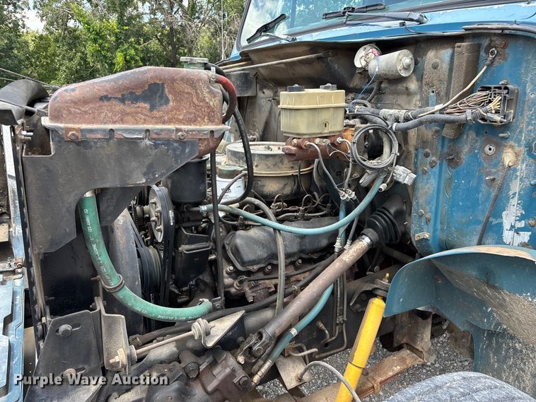 image for item FG0529 1990 International 4600 dump truck