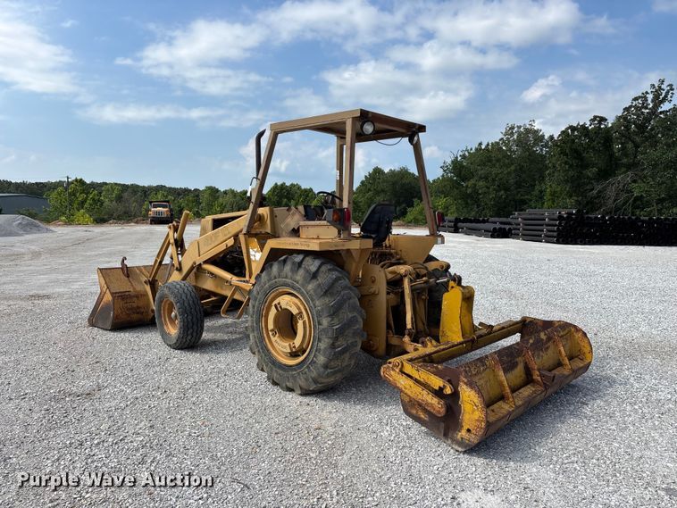 image for item FG0532 Case 480F Construction King landscape tractor