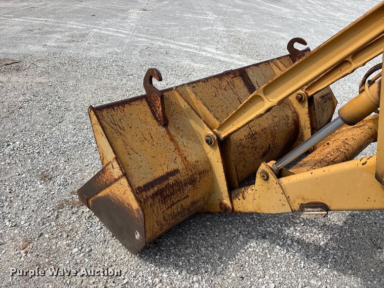 image for item FG0532 Case 480F Construction King landscape tractor