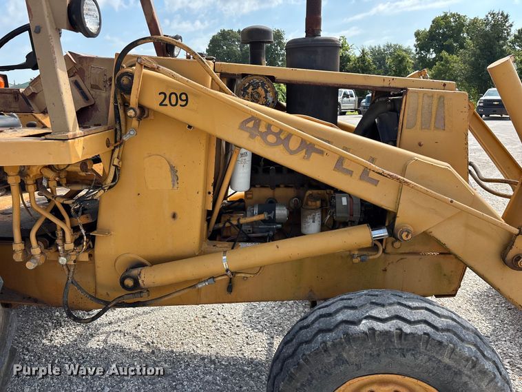 image for item FG0532 Case 480F Construction King landscape tractor