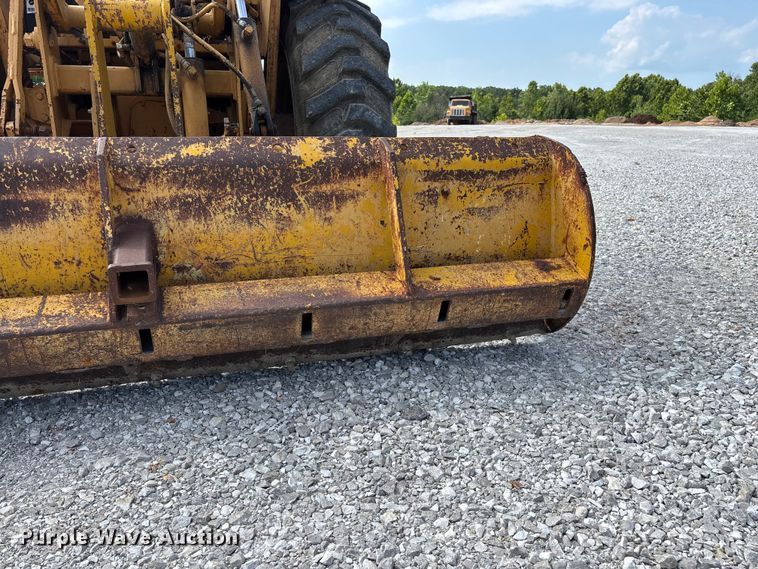 image for item FG0532 Case 480F Construction King landscape tractor