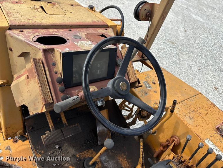 image for item FG0532 Case 480F Construction King landscape tractor
