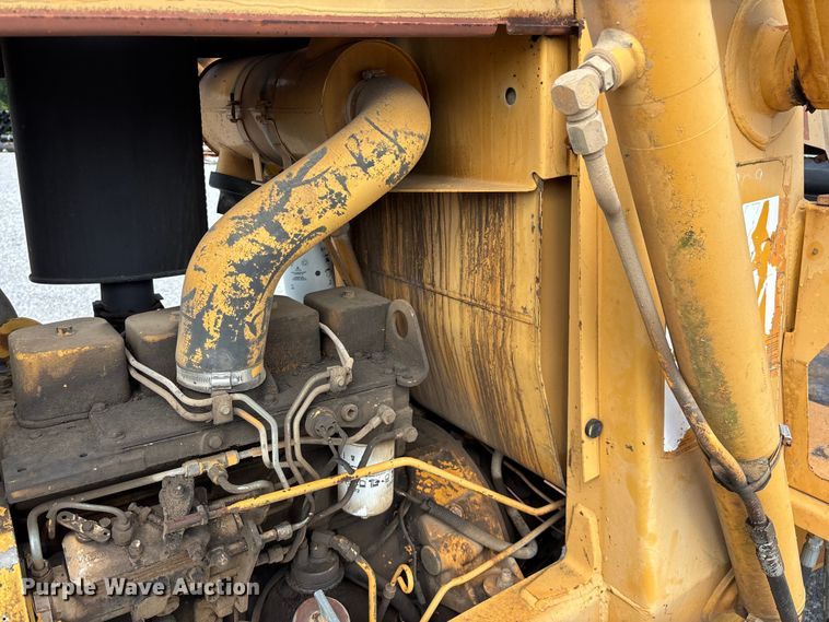 image for item FG0532 Case 480F Construction King landscape tractor
