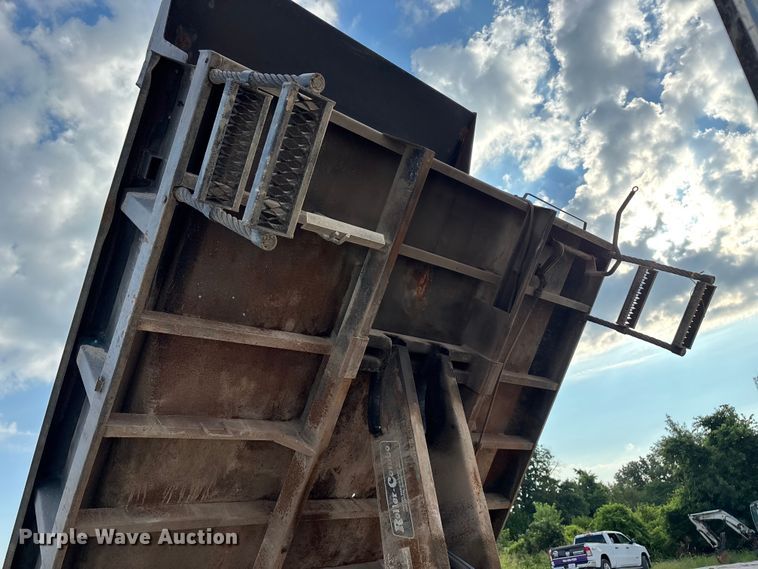 image for item FG0533 1992 International 4900 dump truck