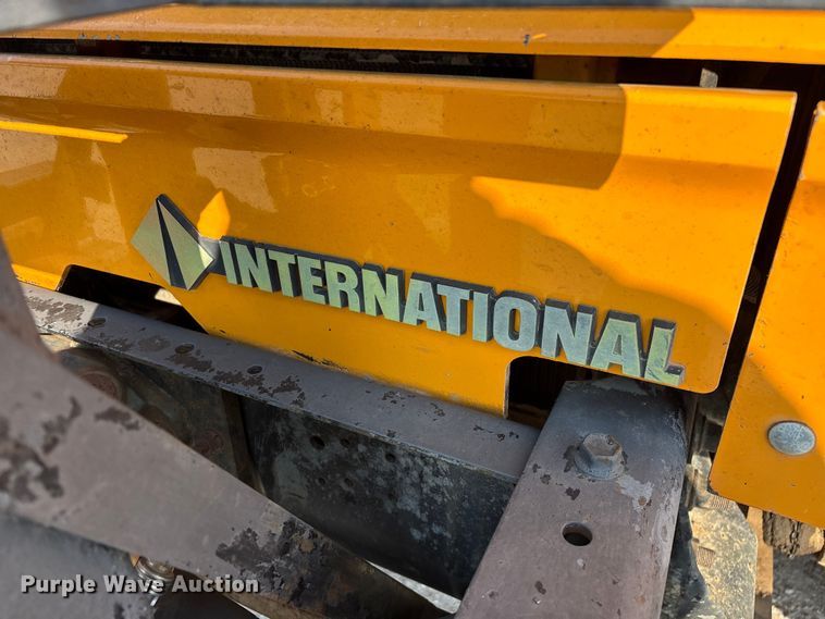 image for item FG0533 1992 International 4900 dump truck