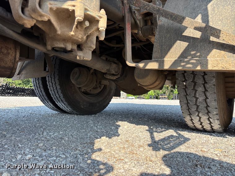 image for item FG0533 1992 International 4900 dump truck