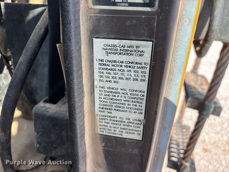 image for item FG0533 1992 International 4900 dump truck