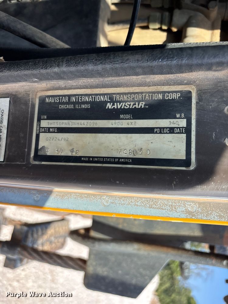 image for item FG0533 1992 International 4900 dump truck