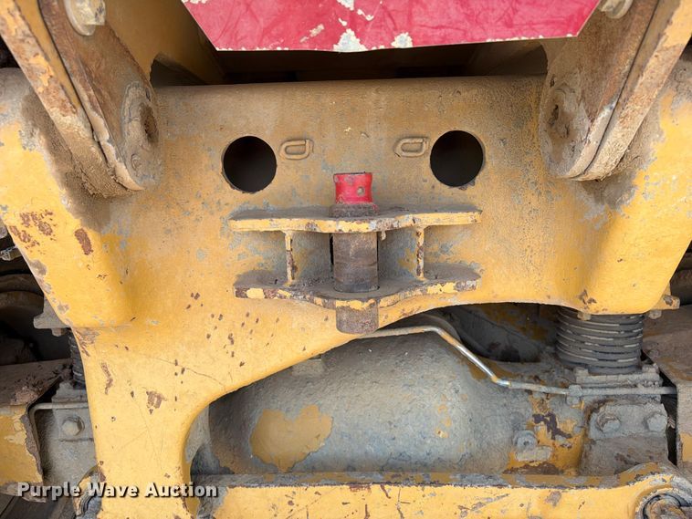 image for item FI0261 2000 Caterpillar D250E Series II articulated haul truck