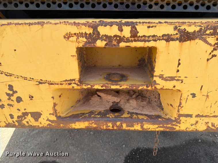 image for item FI0261 2000 Caterpillar D250E Series II articulated haul truck