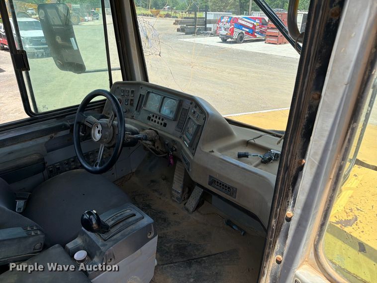 image for item FI0261 2000 Caterpillar D250E Series II articulated haul truck