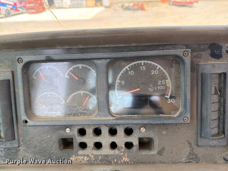 image for item FI0261 2000 Caterpillar D250E Series II articulated haul truck