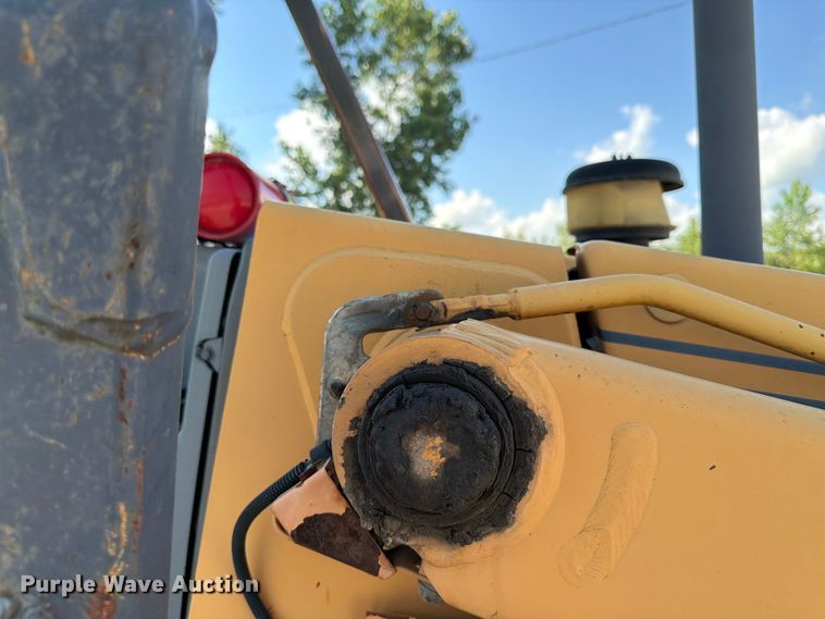 image for item FI0282 1997 Case 580L backhoe