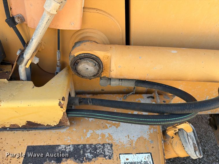 image for item FI0282 1997 Case 580L backhoe