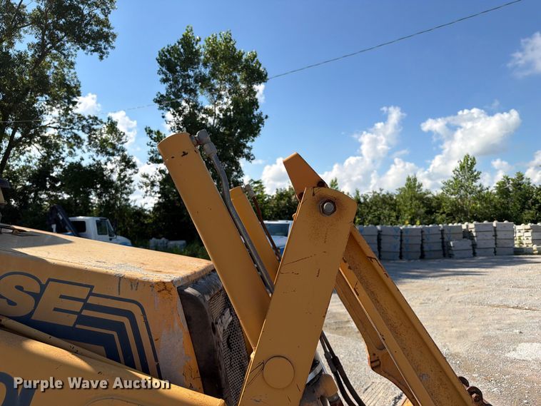 image for item FI0282 1997 Case 580L backhoe
