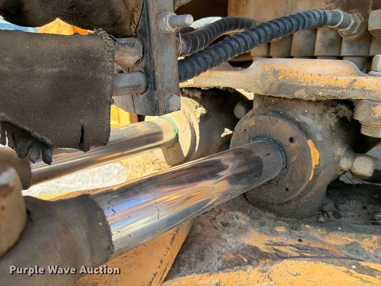 image for item FI0282 1997 Case 580L backhoe